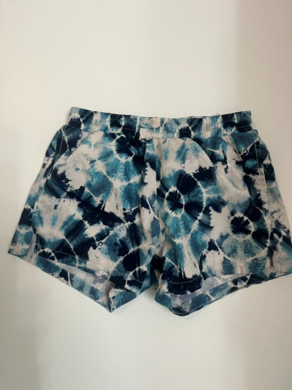 Girl's Gym Shorts L